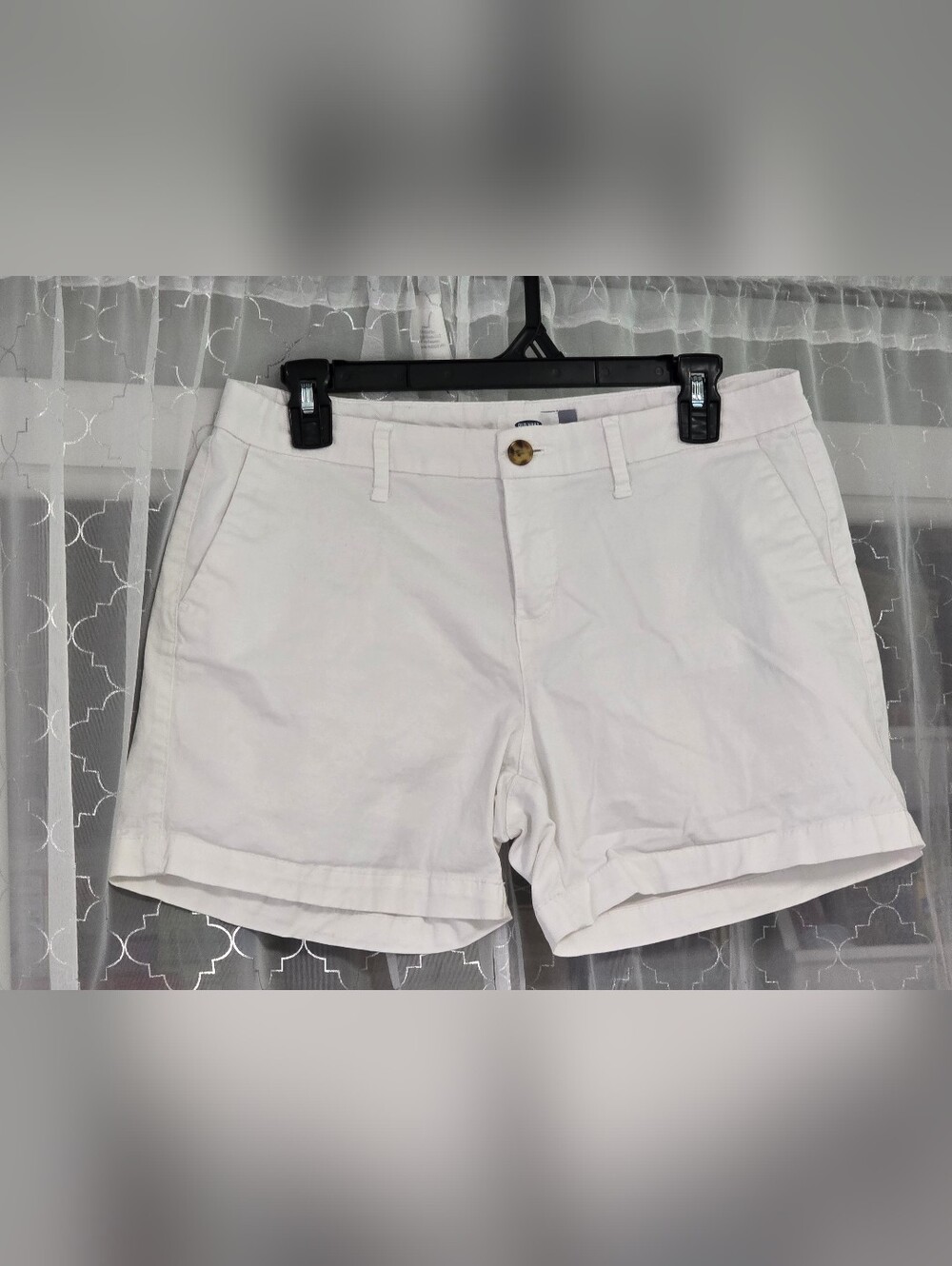 Old Navy White Women's Roll-Hem Cotton Shorts